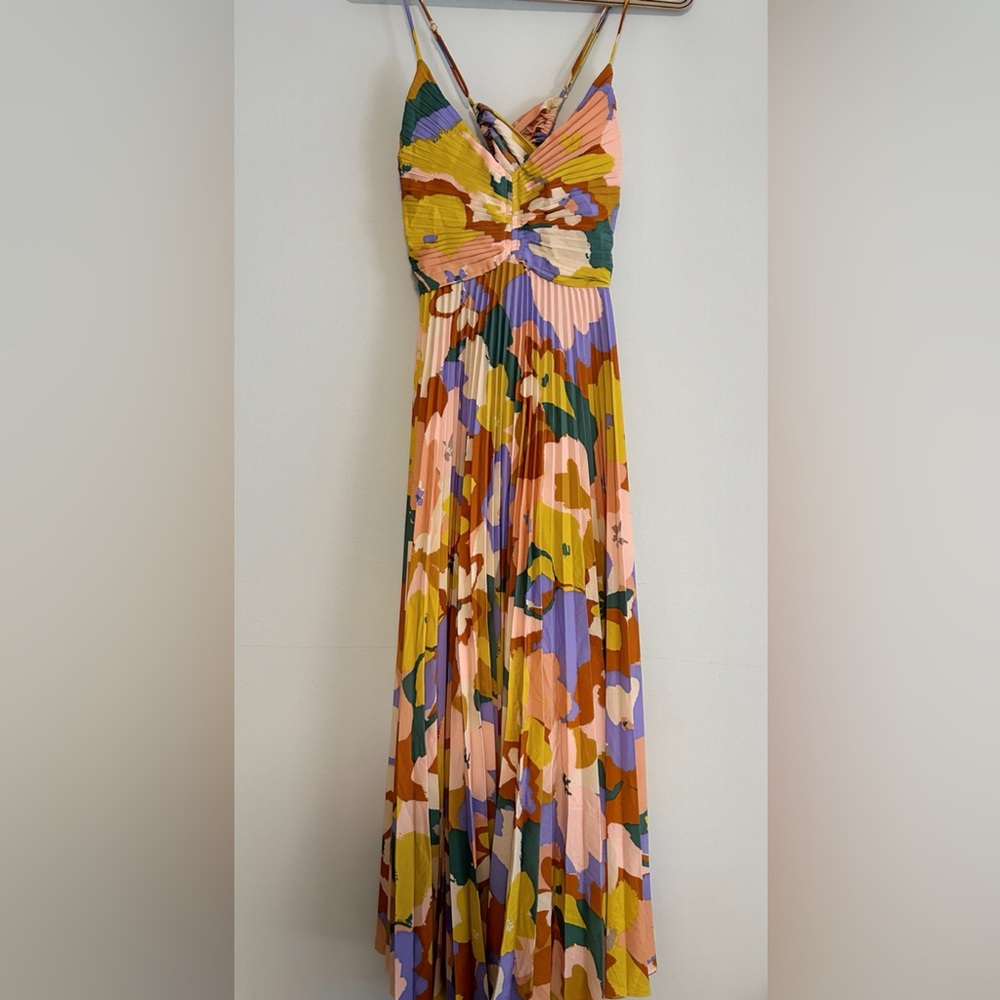 Astr the label Blythe Floral Plisse Midi Dress - Picture 4 of 8